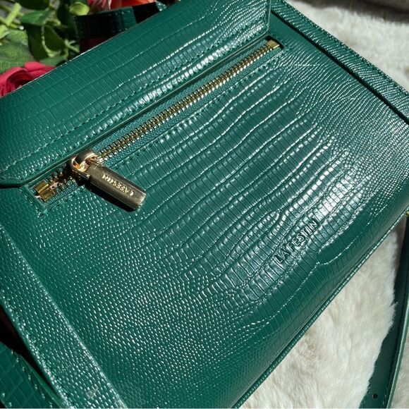 ♥️ LA'FESTIN Green mini Kelly style leather cross body purse, gold hardware - Picture 15 of 15